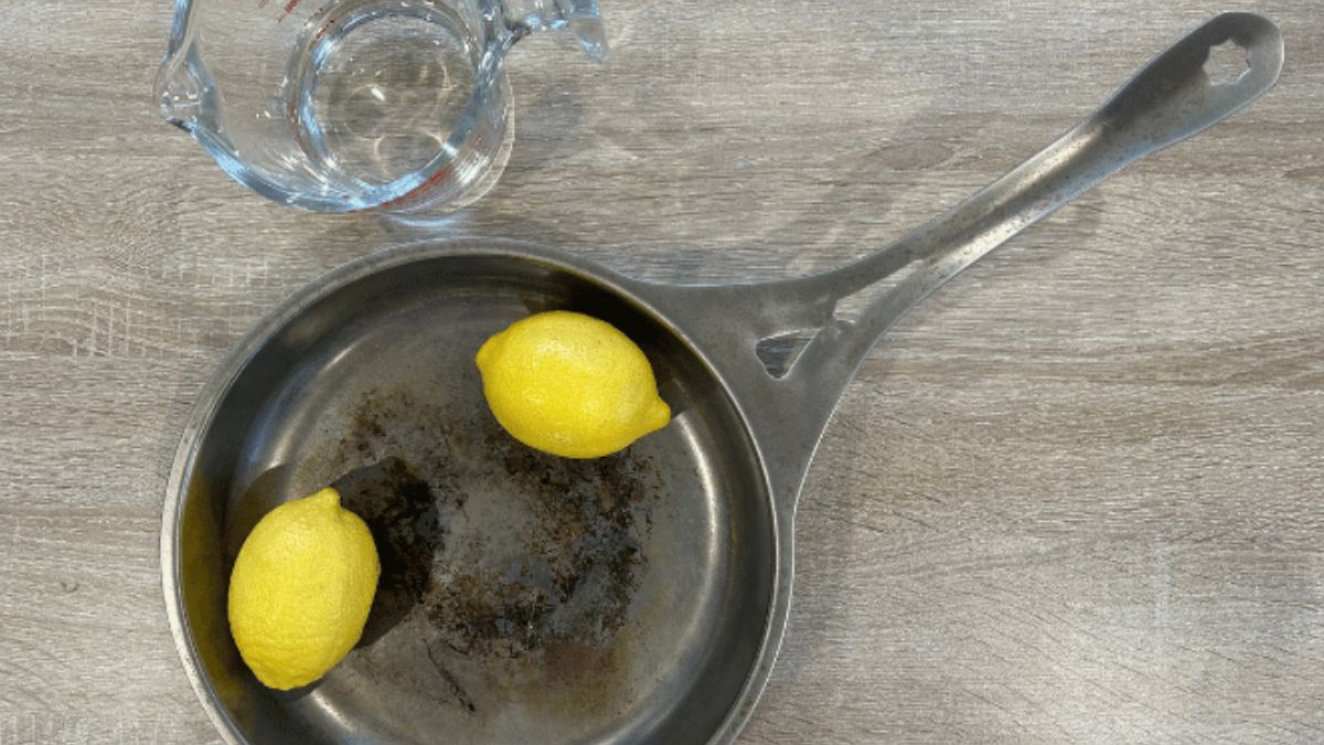 Fastbrent nöni™-panne i nikkelfritt rustfritt stål rengjøres med sitron og vann
