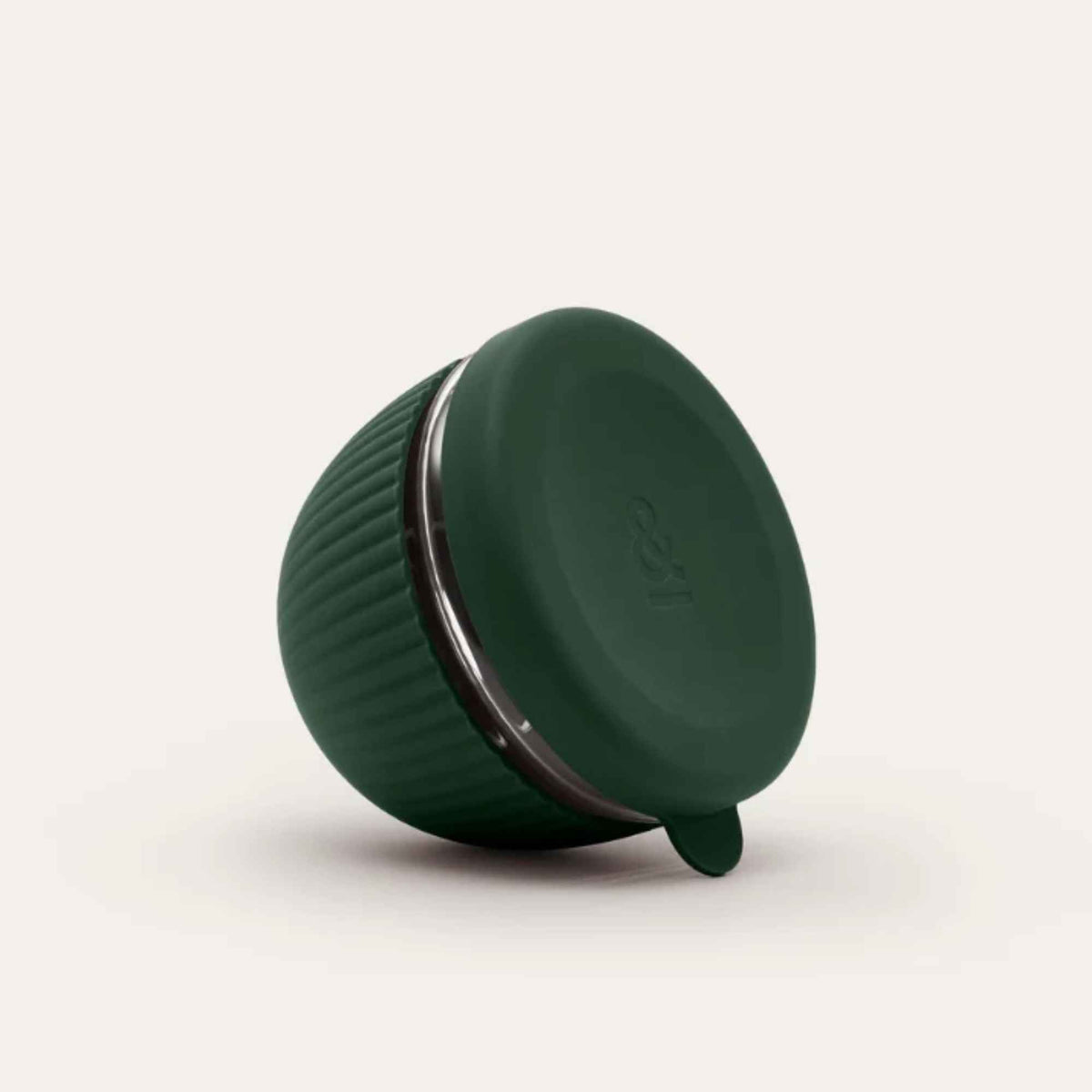 Lukket matboks i borosilikatglass med silikonbeskyttelse og lekkasjesikkert lokk i fargen Moss fra Seed & Sprout.
