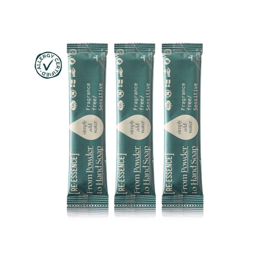 Tre RE·ESSENCE pulverrefiller til parfymefri håndsåpe med AllergyCertified-sertifisering.