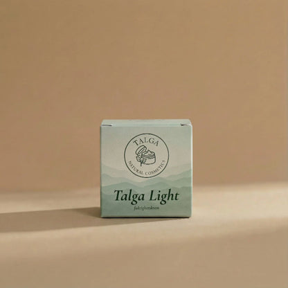 Talga Light fuktighetskrem i lysegrønn produkteske med Talga Natural Cosmetics-logo, på nøytral bakgrunn.
